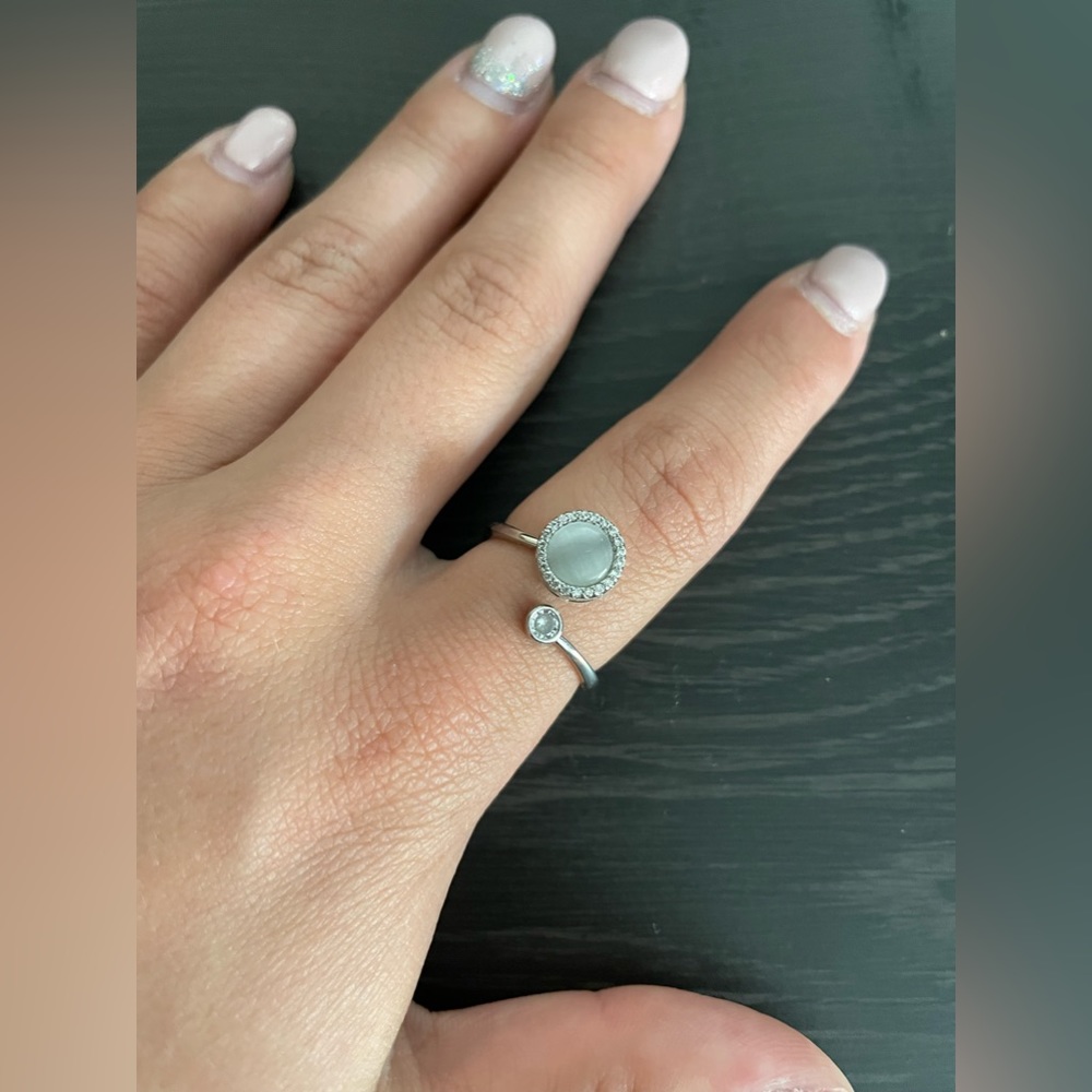 Amazon Fidget Ring - Picture 3 of 4